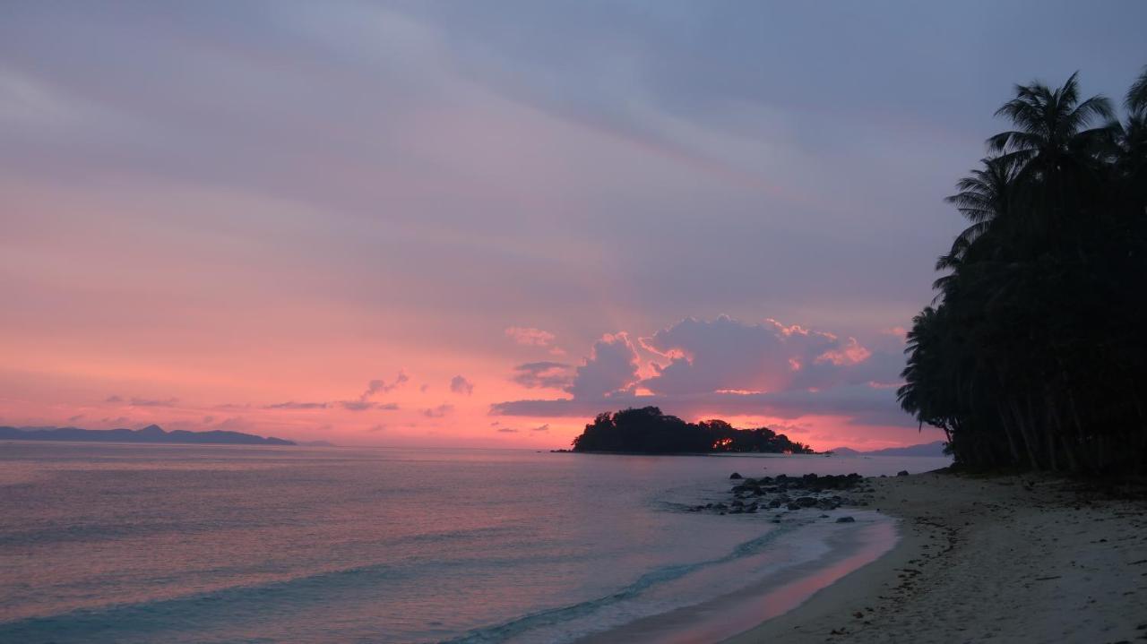 Moon Beach Villas 엘니도 외부 사진
